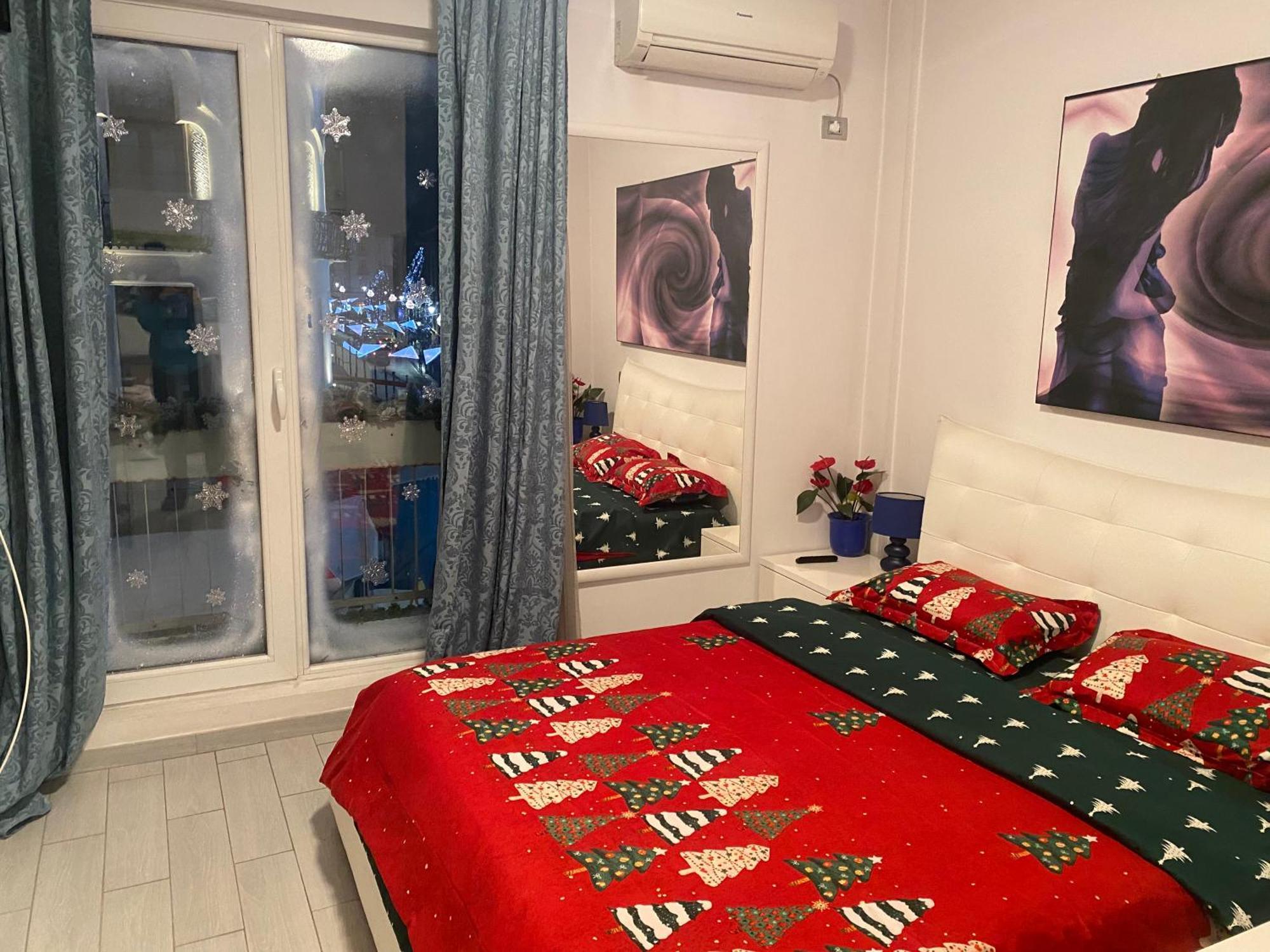 Blue Light Ultracentral كرايوفا المظهر الخارجي الصورة